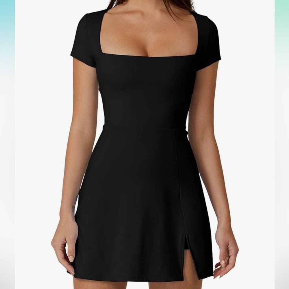 Square Neck Short Sleeve Black Athletic Tennis Dress w/shorts Slit - Large